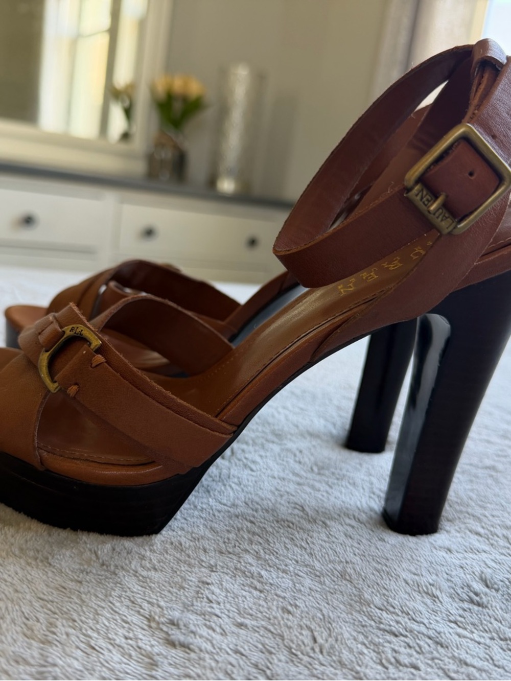 Ralph Lauren Brown Leather Platform Heels with Gold Buckles - Picture 4 of 6